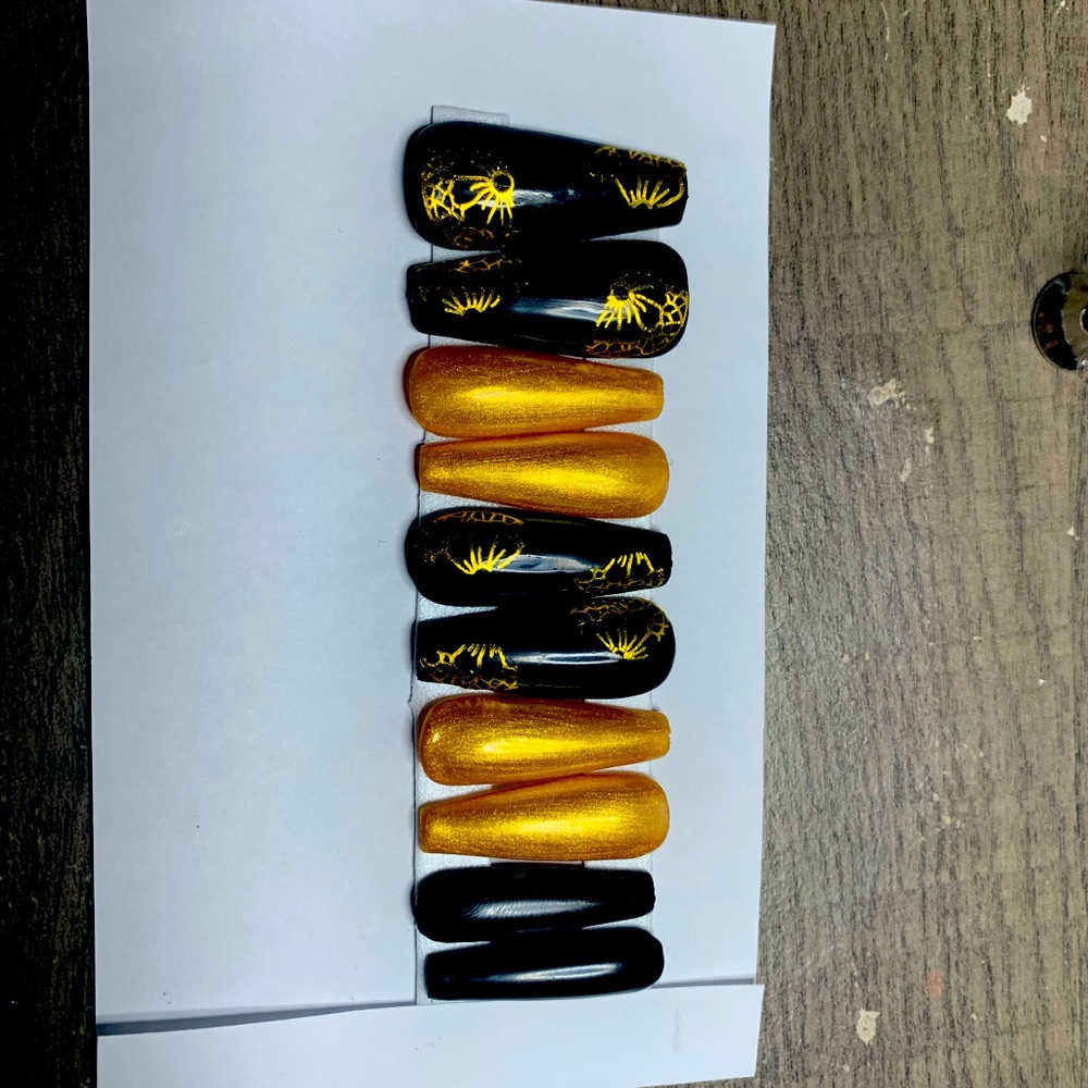Press on gel nails